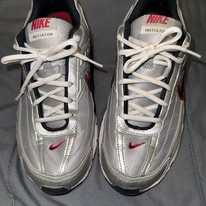 Nike Men's Silver and Red Athletic Shoes